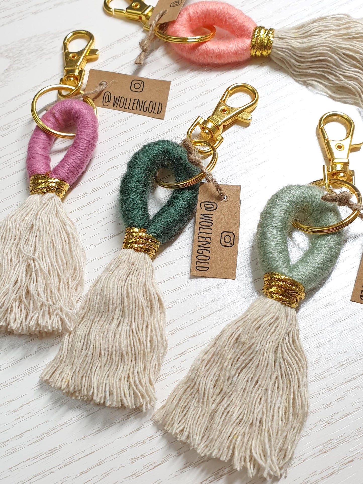 Makramee Schlüsselanhänger 'Gold Loop' Farbwahl