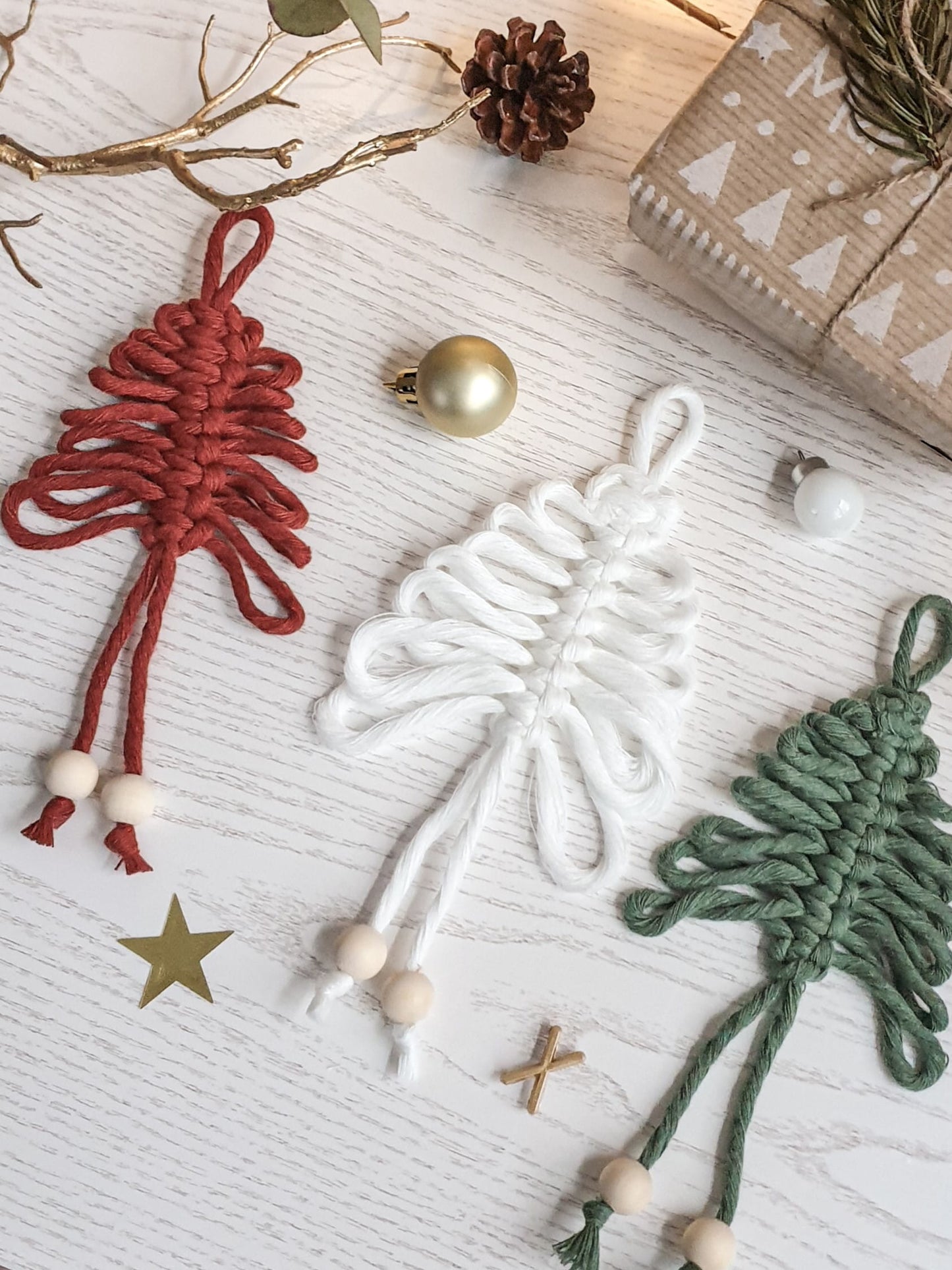 Makramee Tannenbaum Anhänger optional mit Deko