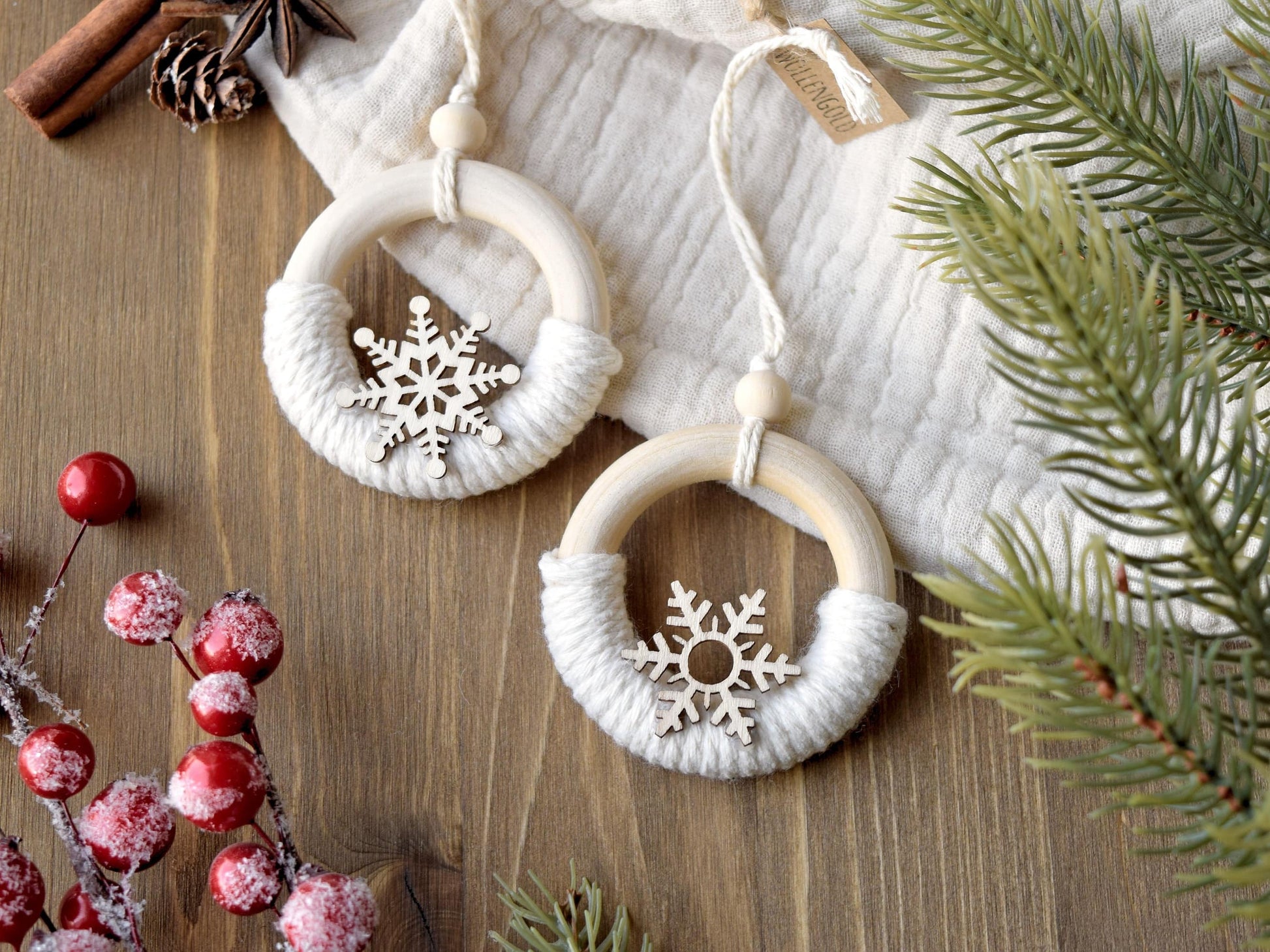 Makramee Baumschmuck-Anhänger Set mit Holz-Schneeflocke 2tlg