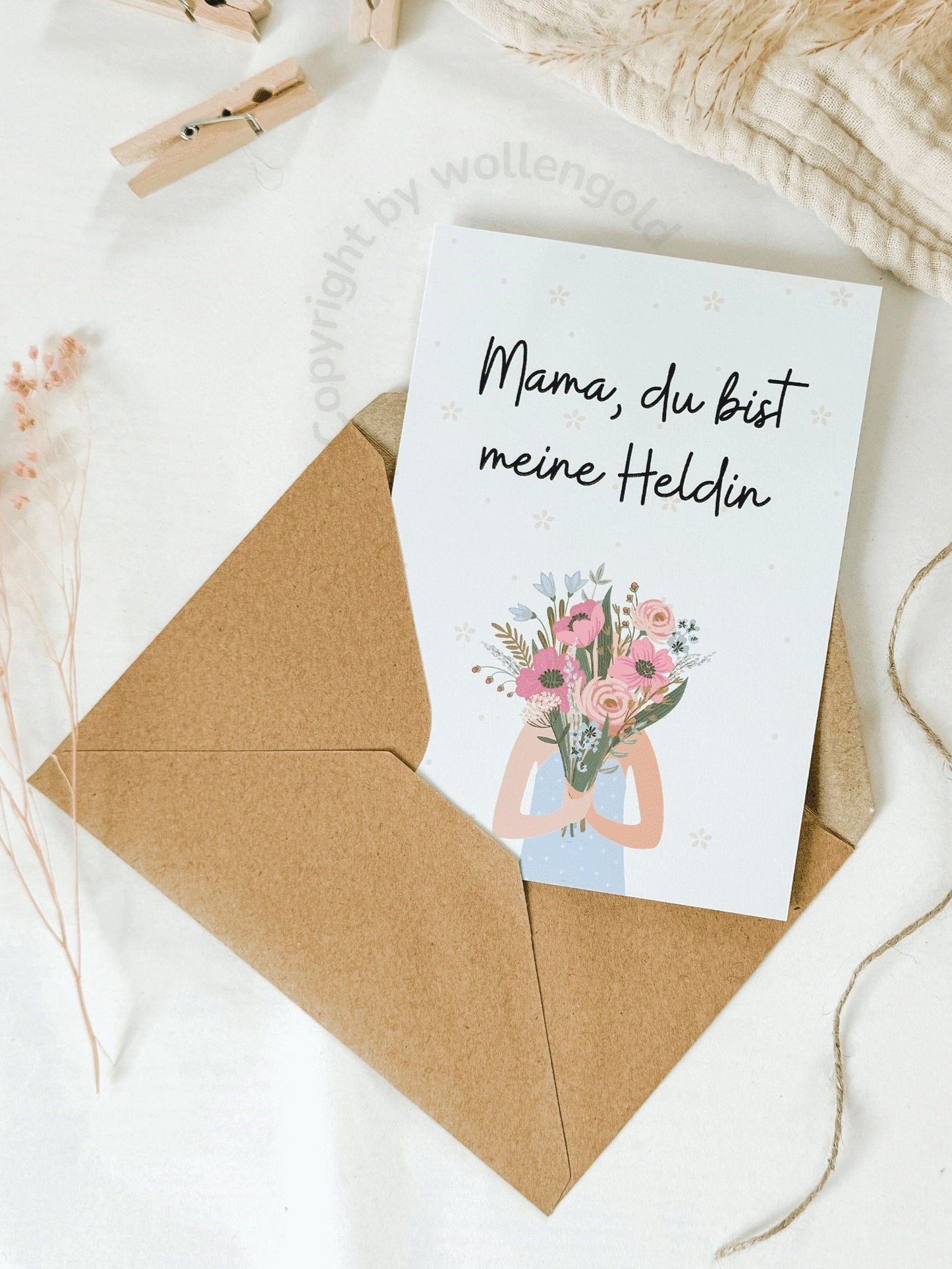Grußkarte 'Mama, du bist meine Heldin'