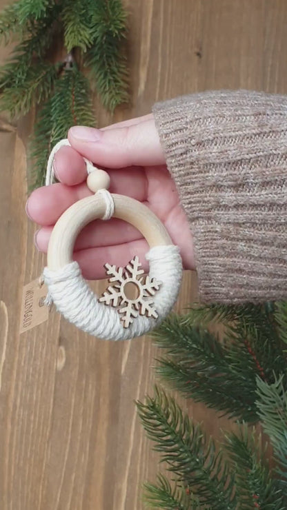 Makramee Baumschmuck-Anhänger Set mit Holz-Schneeflocke 2tlg.